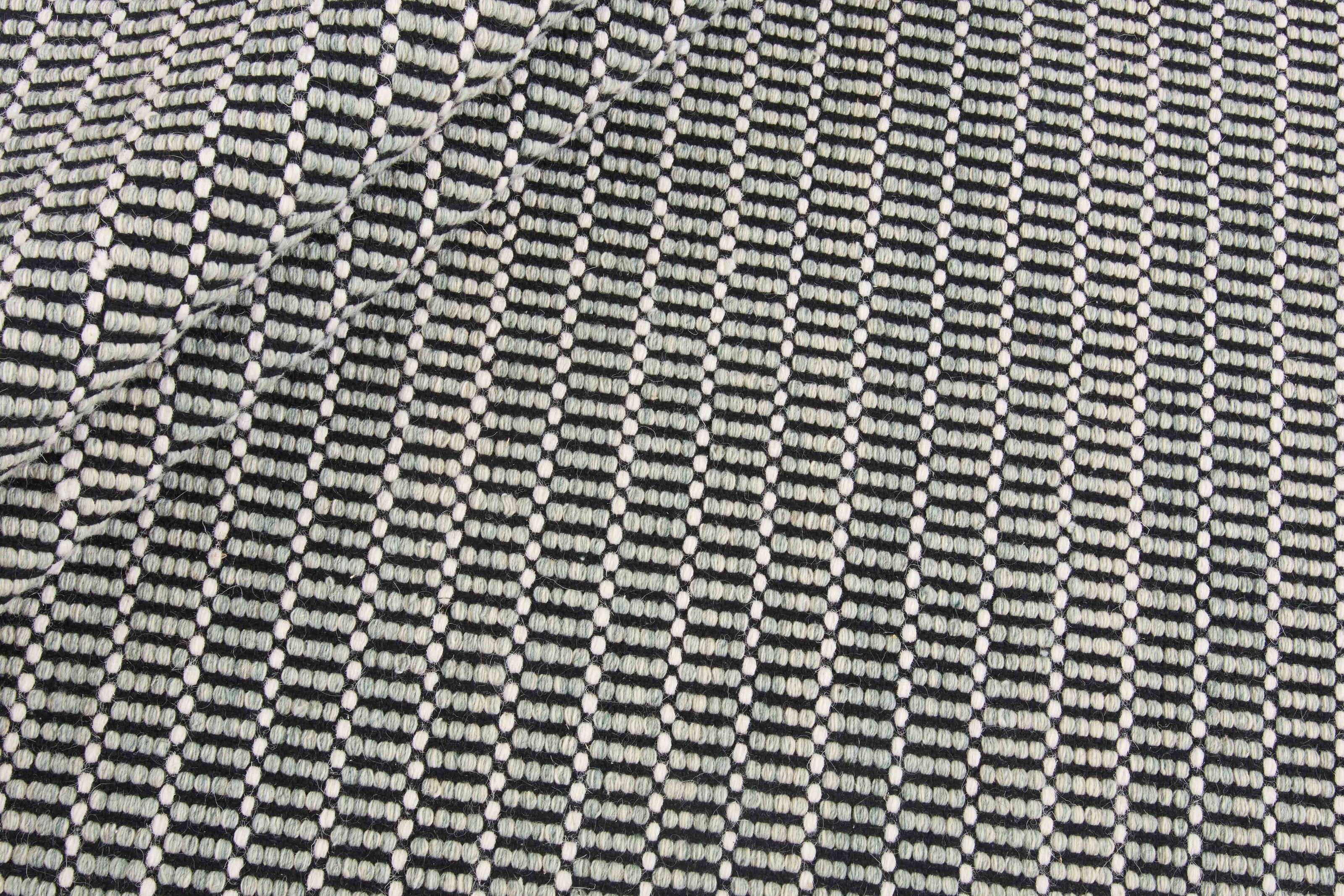 Walls Republic Handmade Flatwoven Wool Rugs in Modern Bricks Design, 60 cm x 90 cm