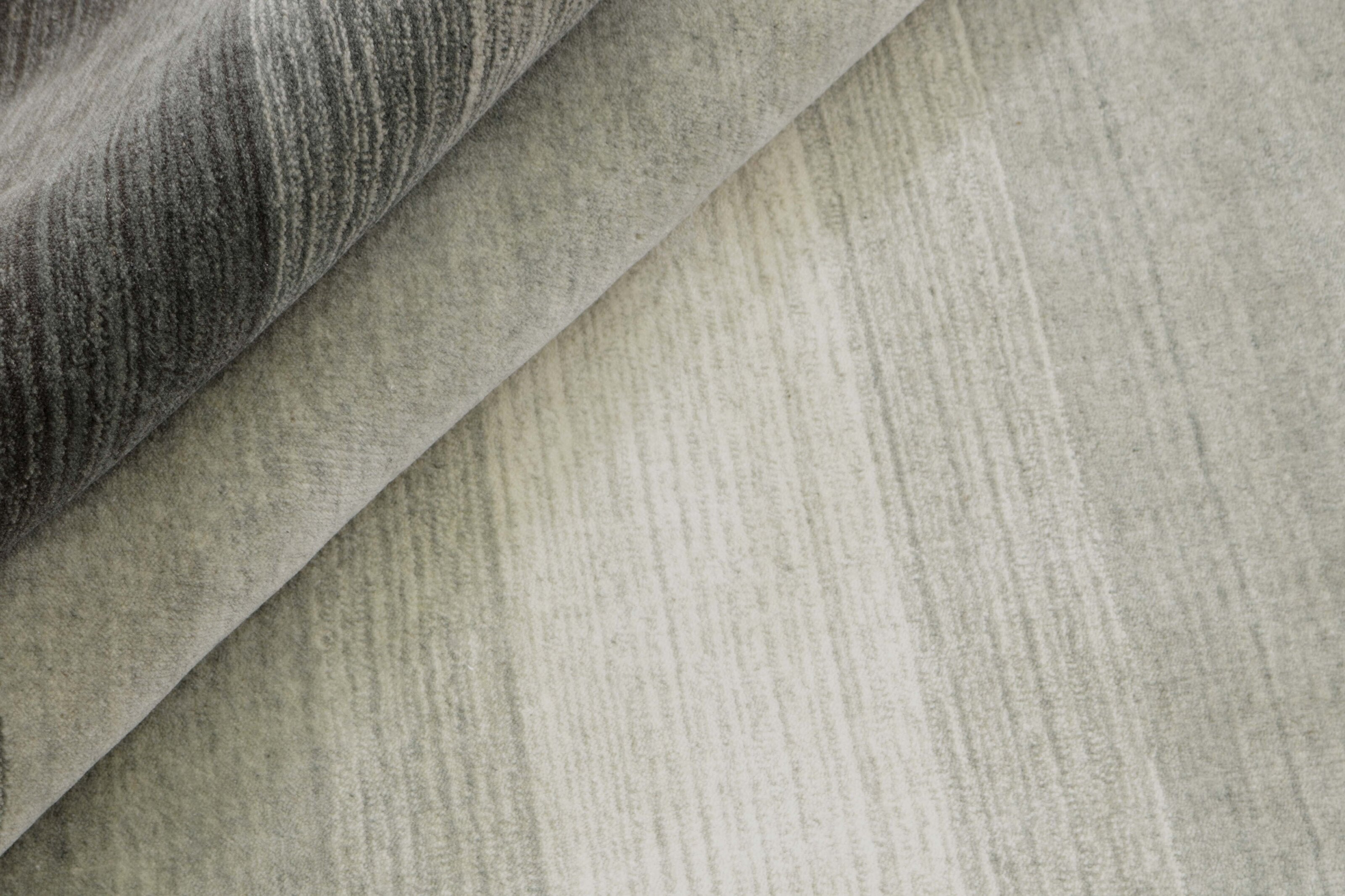 Scandinavian-Inspired 170 cm x 240 cm Pure New Wool Rugs from Walls Republic's Panorama Collection