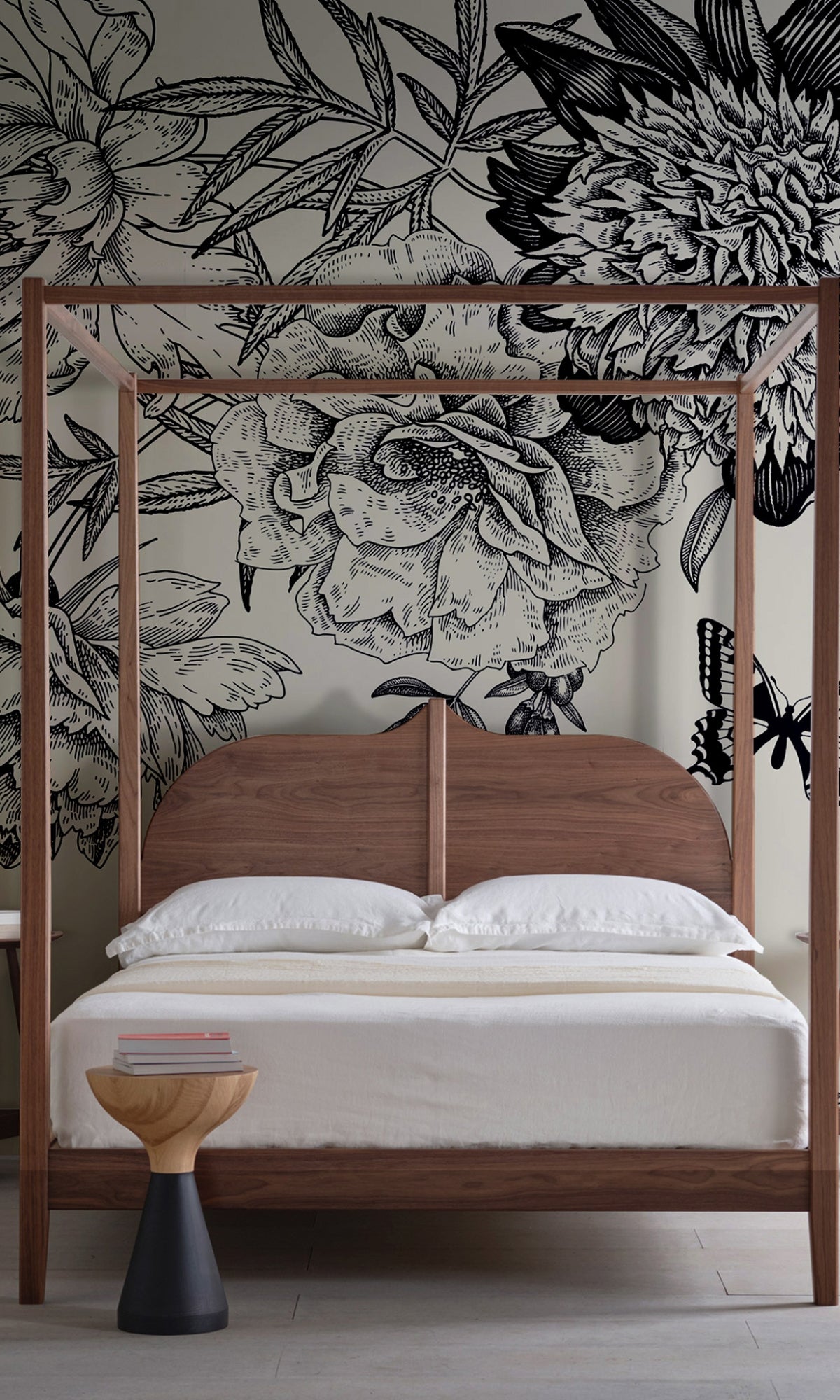 Exquisite Black and White Dancing Butterflies Mural Wallpaper M1166