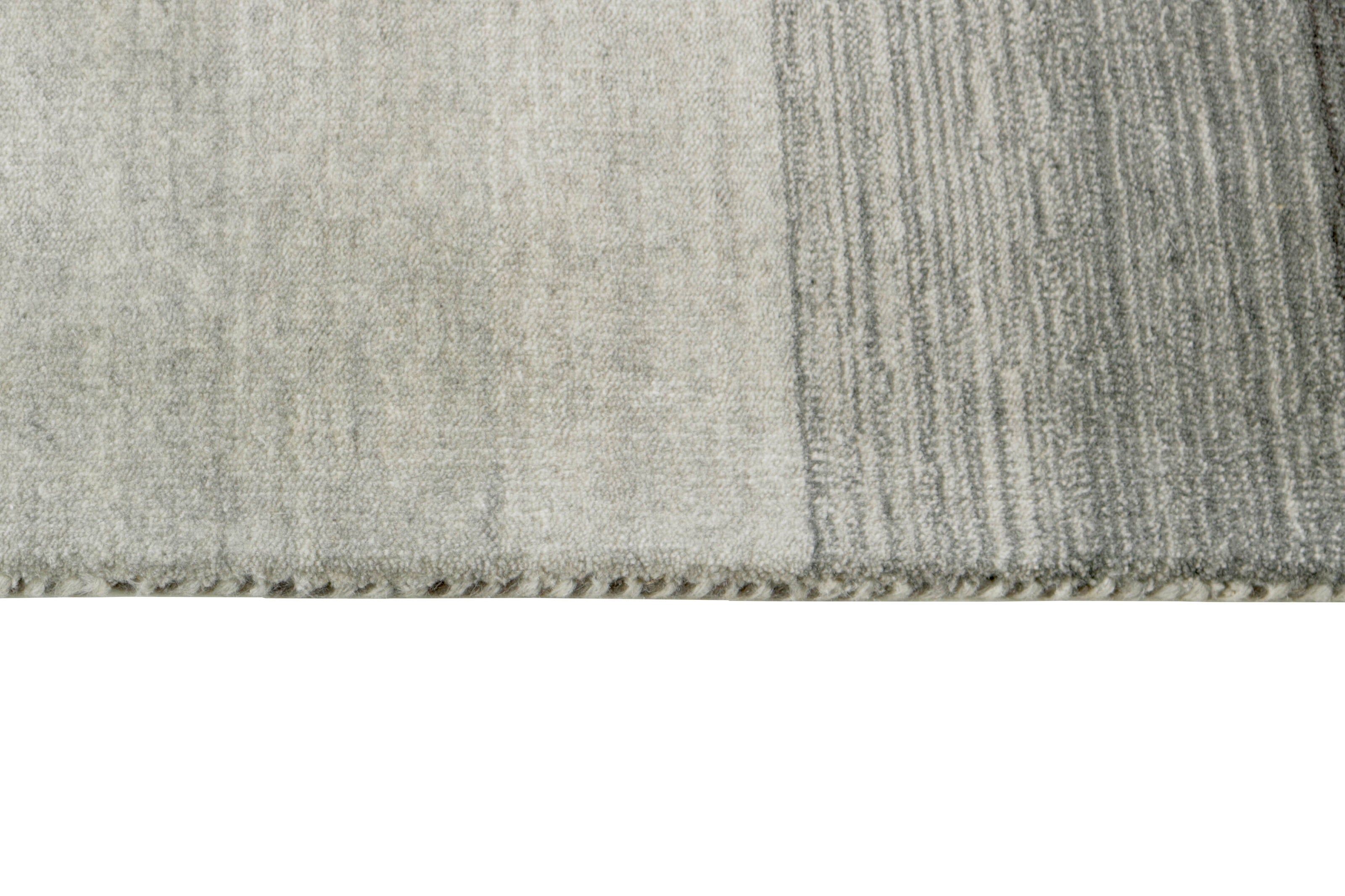 Scandinavian-Inspired 170 cm x 240 cm Pure New Wool Rugs from Walls Republic's Panorama Collection