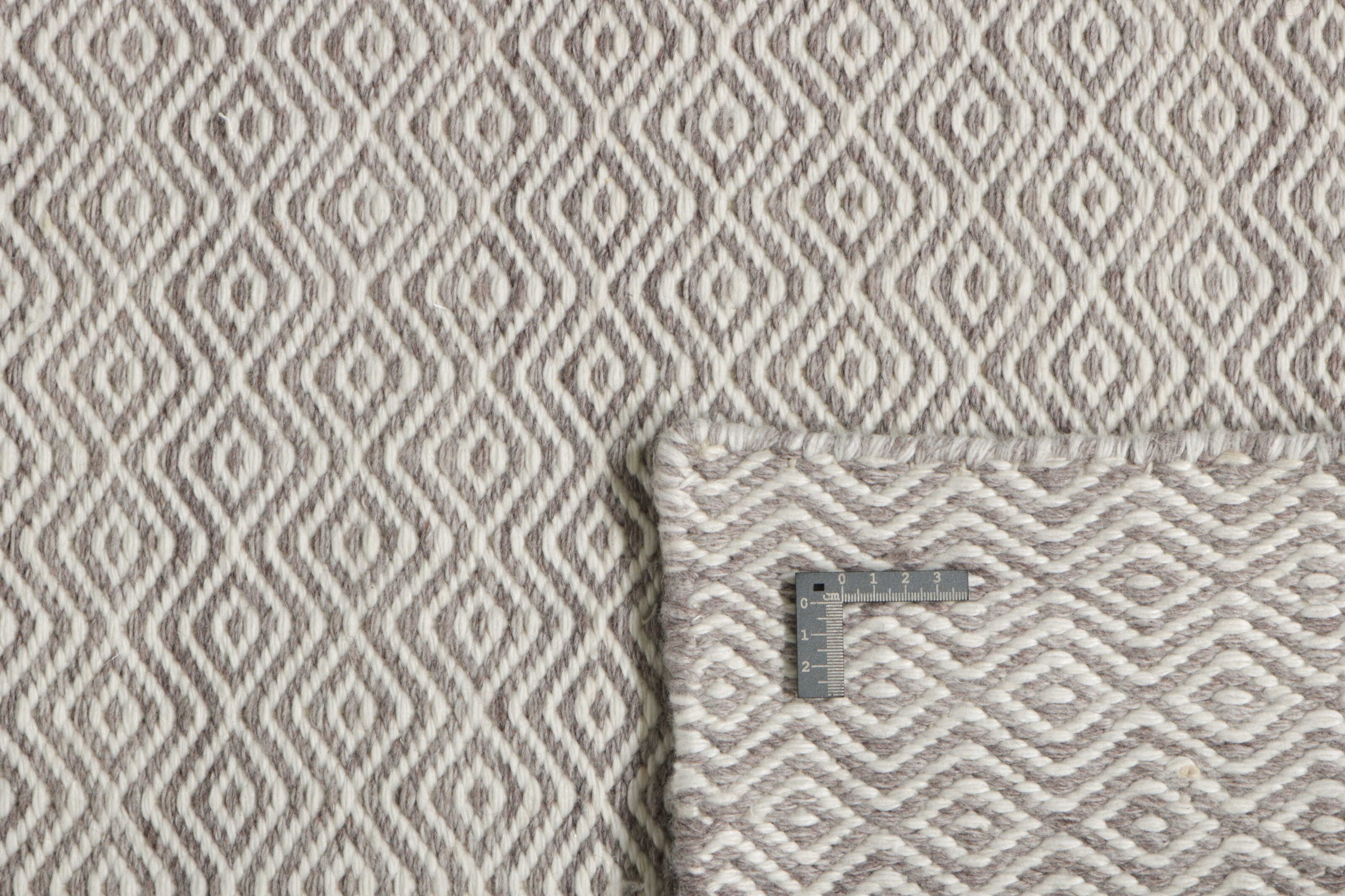 Walls Republic Bellevue Sustainable PET Yarn Kilim - Modern Colors, Easy Care, 140x200 cm