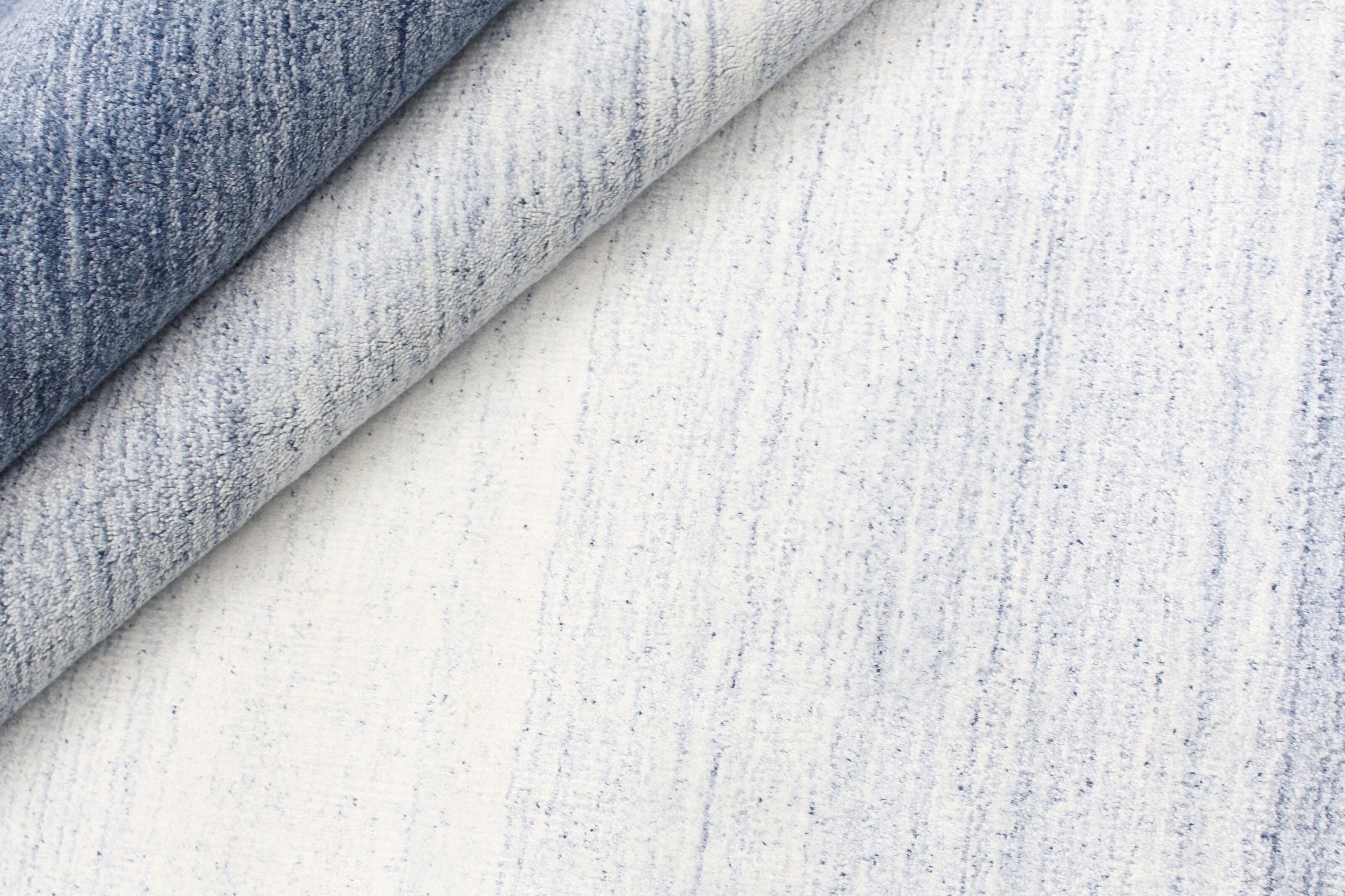 Scandinavian-Influenced Wool and Viscose Area Rugs - Walls Republic's Arc de Sant Collection, 250 cm x 300 cm