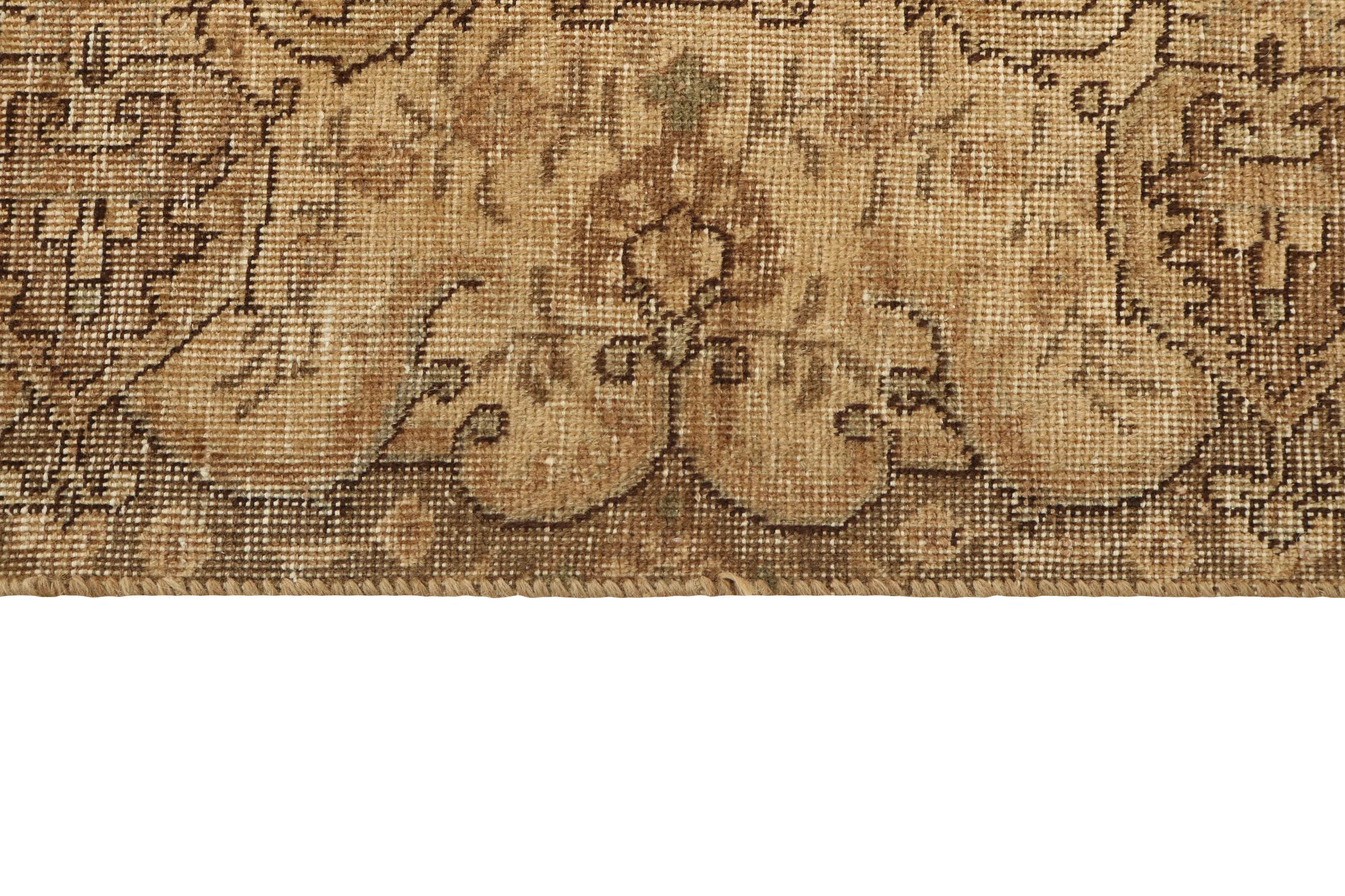 Exquisite Vintage Royal Collection: Large-Sized Antique Persian Hand-Knotted Stonewashed and Recolored Rugs Measuring 281 cm x 372 cm