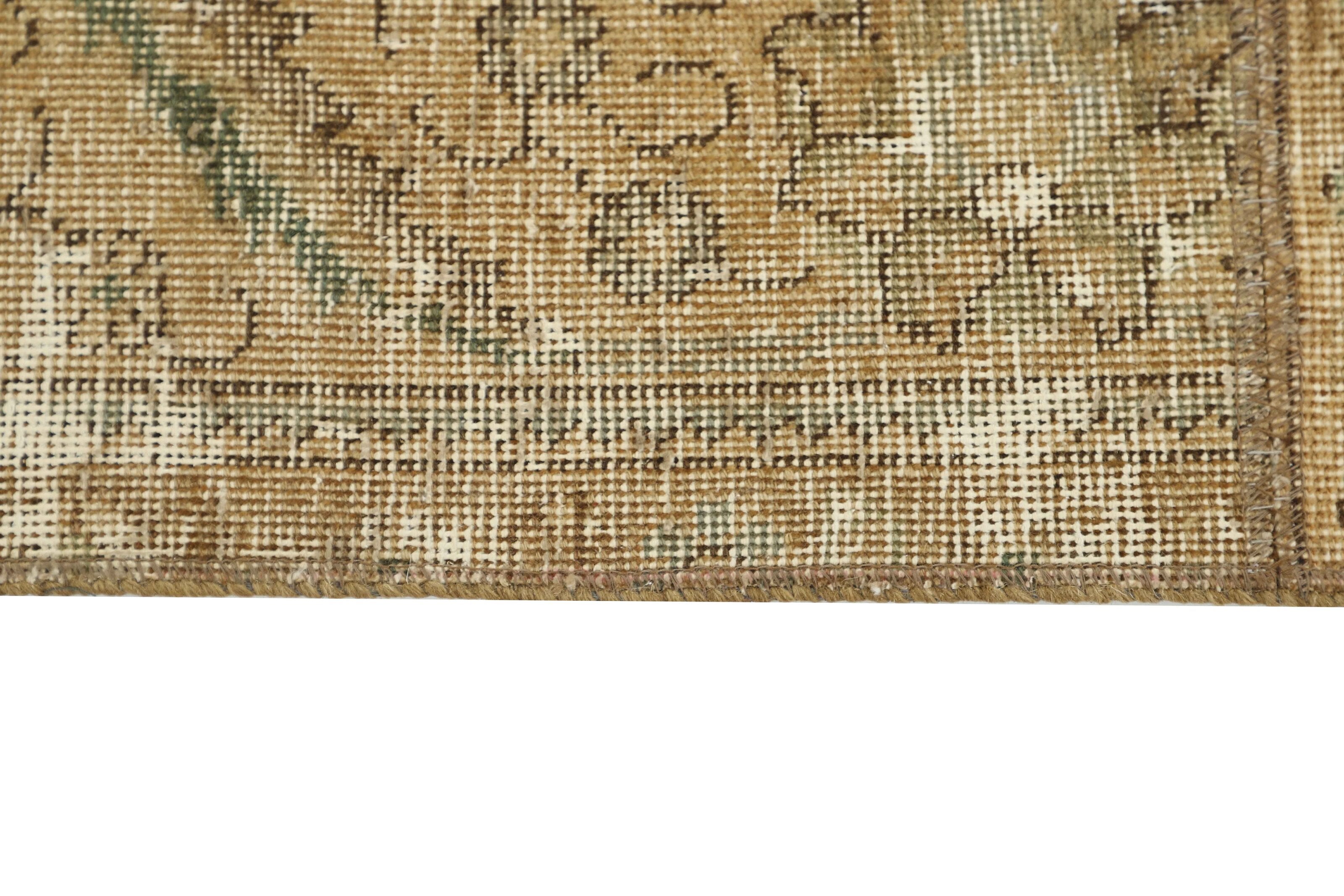 Vintage Royal Persian Hand - crafted Patchwork Rugs | 142 cm x 200 cm Antique Style