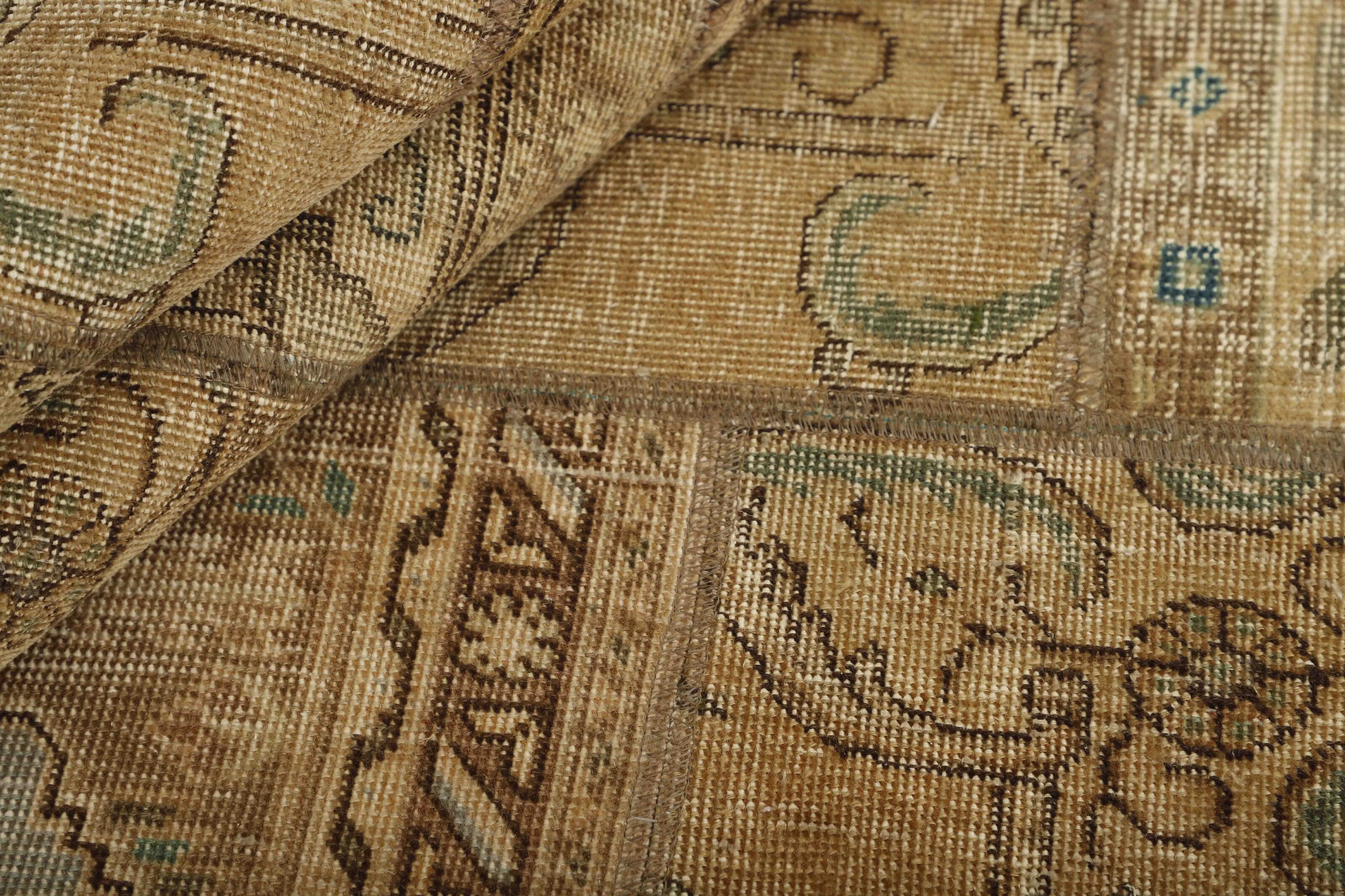 Vintage Royal Persian Hand - crafted Patchwork Rugs | 142 cm x 200 cm Antique Style