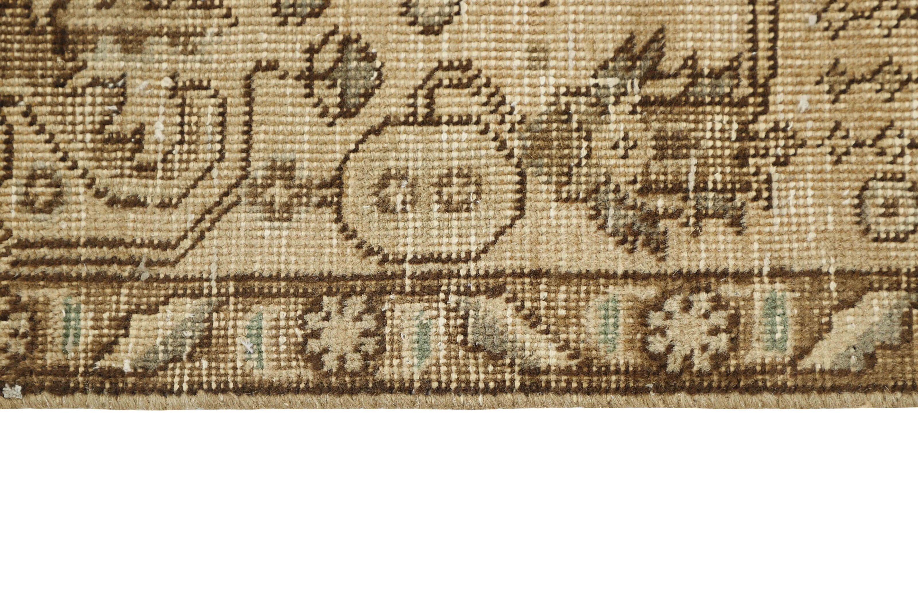 Vintage Royal Collection: Exquisite Antique Persian Hand-Knotted Floor Rugs with Stonewashed and Recoloured Finishes, Measuring 159 cm x 249 cm