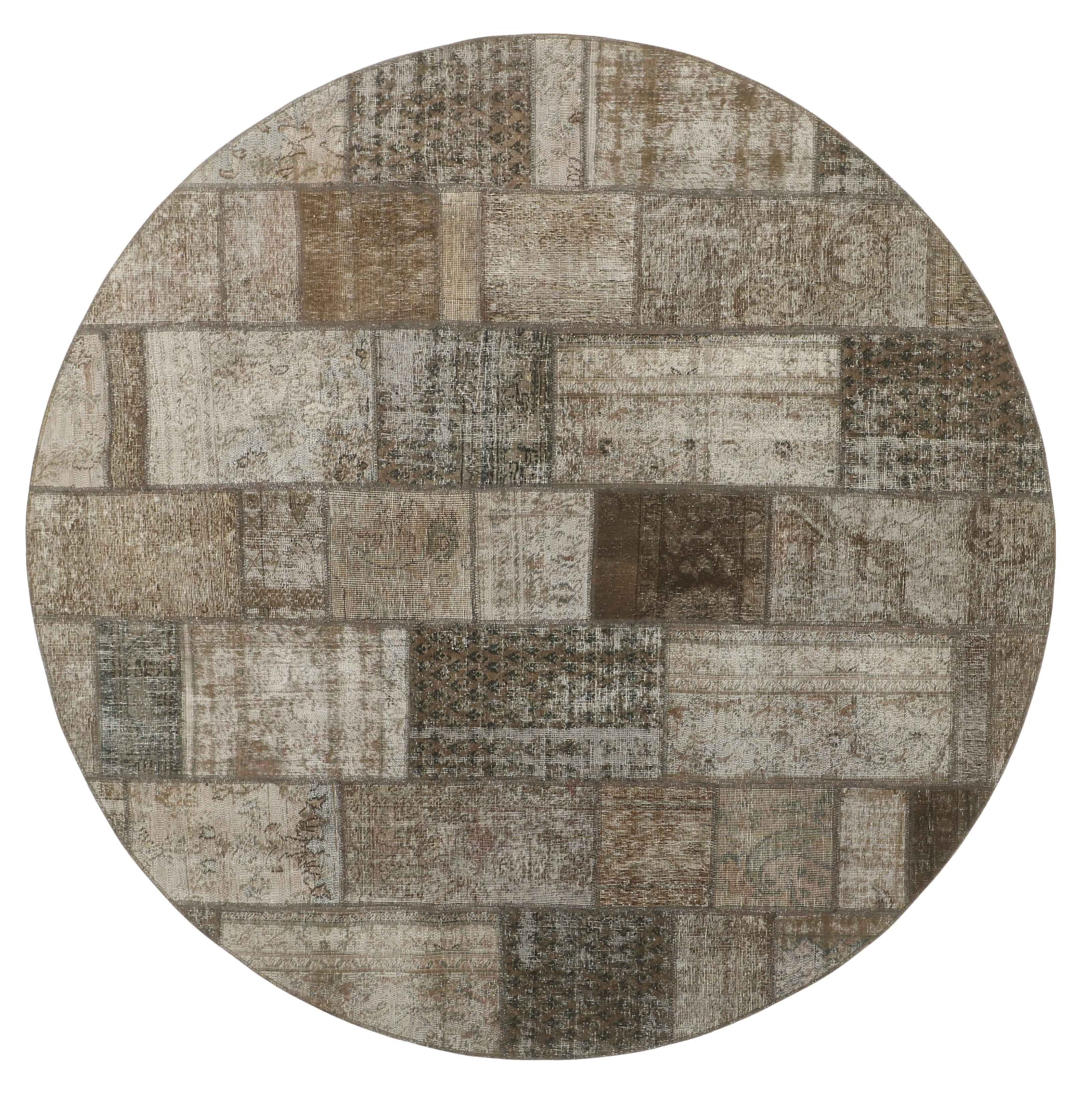 Antique Persian Handmade Vintage Royal Patchwork Area Rugs - 250 cm x 250 cm