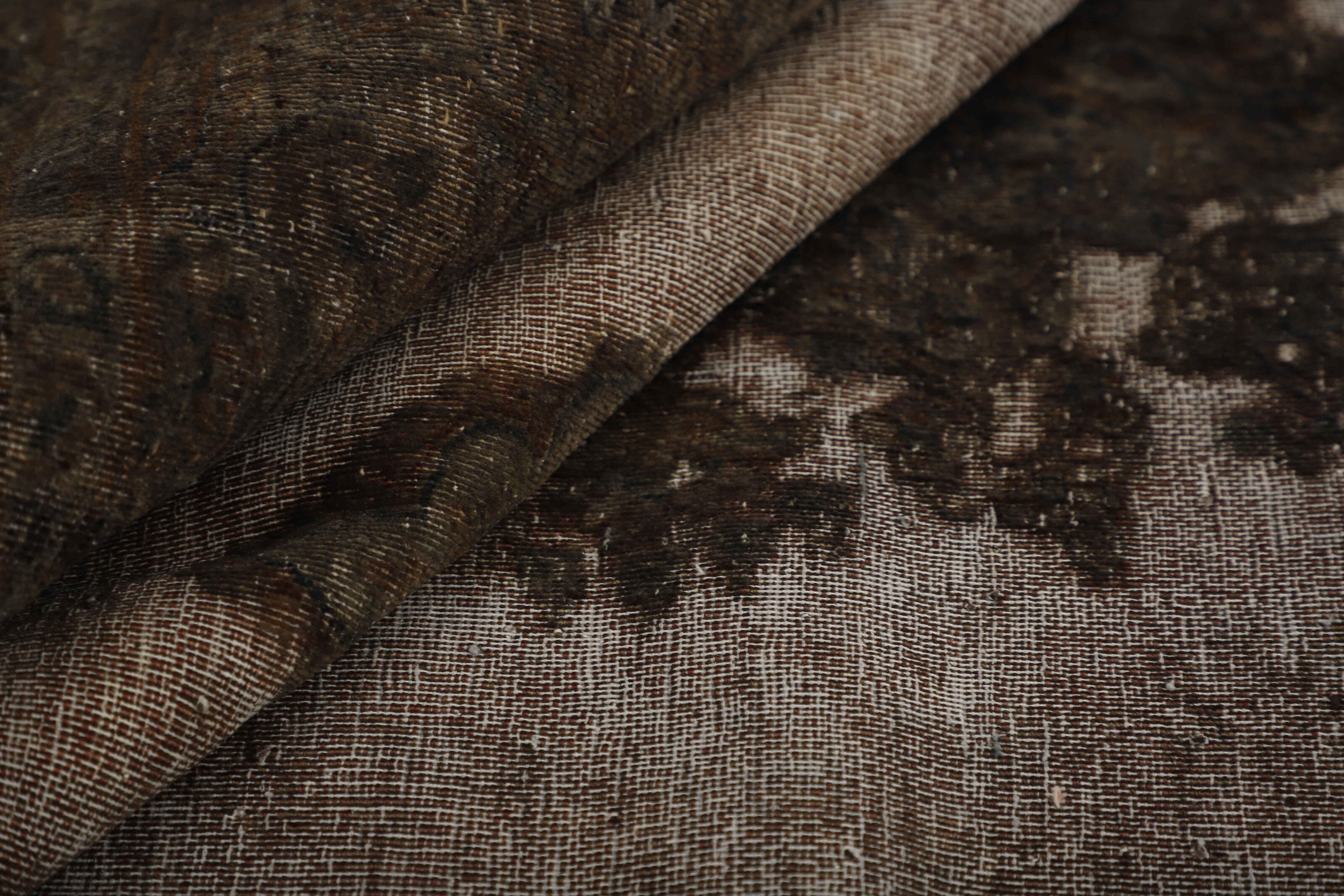 Vintage Kerman Collection: Exquisite Antique Persian Hand - Knotted Floor Rugs with Recolored and Stone - Washed Finishes, Measuring 150 cm x 237 cm